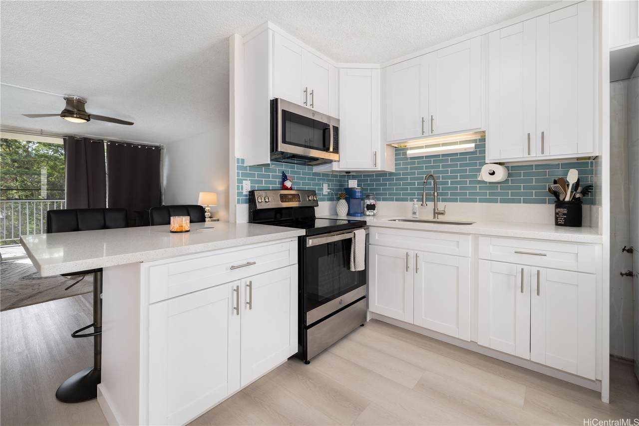 95-2027 Waikalani Place - Photo 1