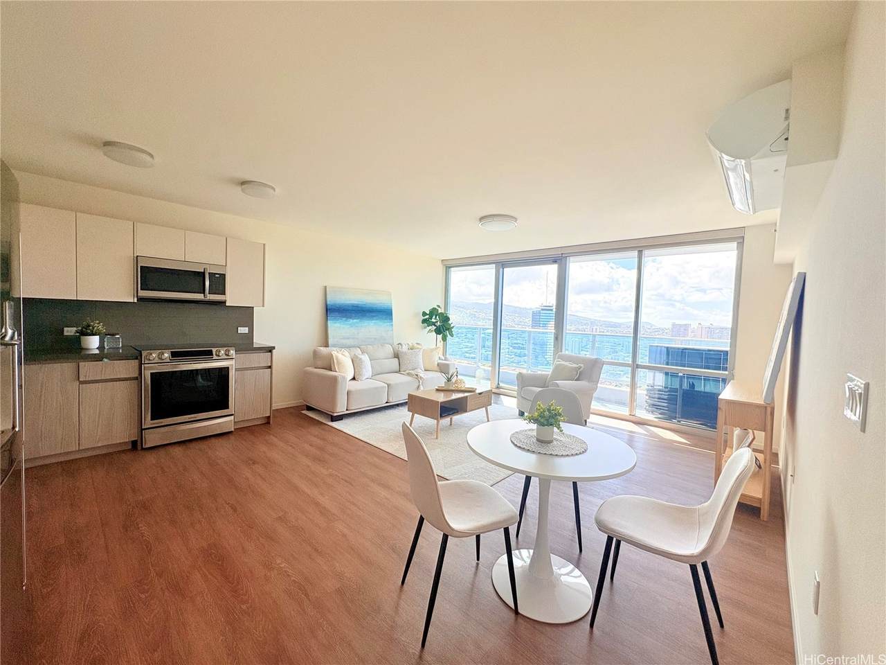 1631 Kapiolani Boulevard - Photo 1