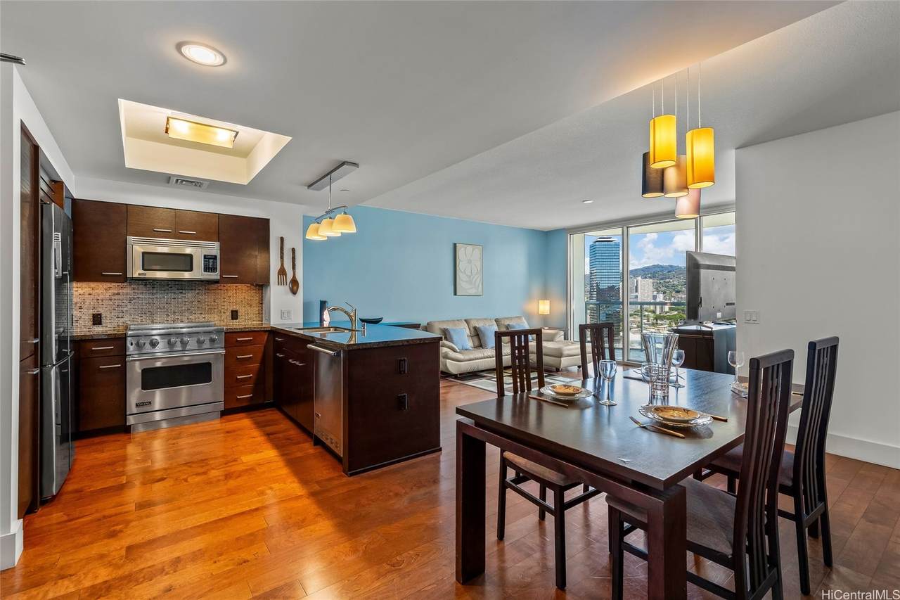 1837 Kalakaua Avenue - Photo 1