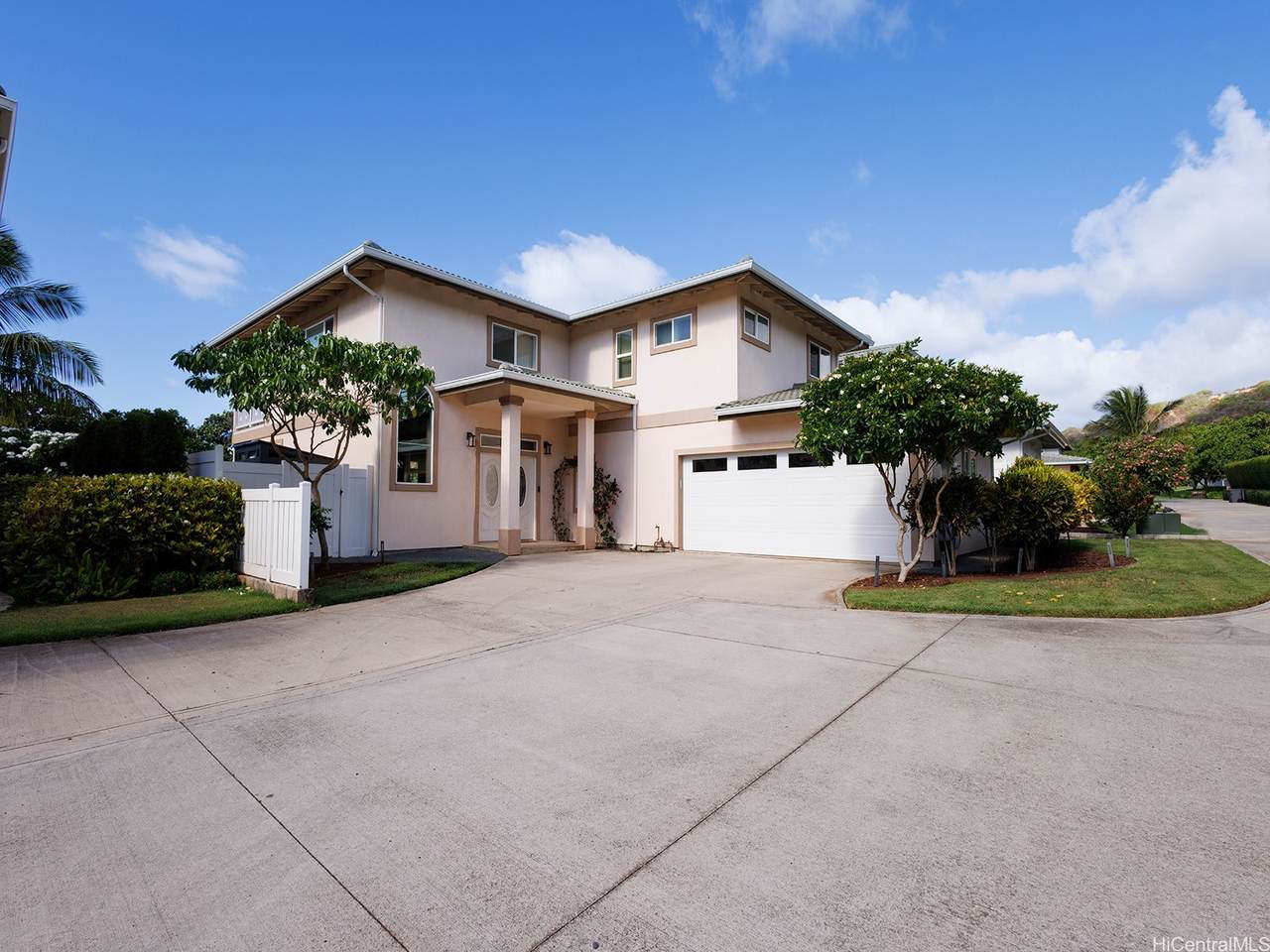 499 Kealahou Street - Photo 1