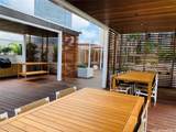987 Queen Street - Photo 24