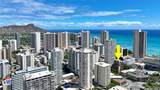 2425 Kuhio Avenue - Photo 24