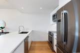 1001 Queen Street - Photo 12