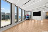 987 Queen Street - Photo 16