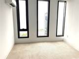 987 Queen Street - Photo 5