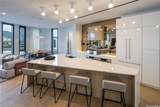 987 Queen Street - Photo 16