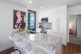 987 Queen Street - Photo 3