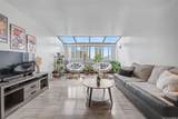 500 University Avenue - Photo 2