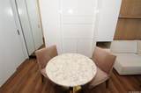 987 Queen Street - Photo 2