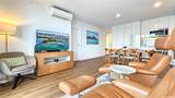 987 Queen Street - Photo 1