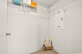 987 Queen Street - Photo 13