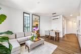 987 Queen Street - Photo 1