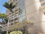 555 University Avenue - Photo 9