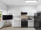 1020 Green Street - Photo 9