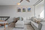555 University Avenue - Photo 12