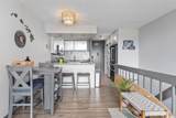 555 University Avenue - Photo 4