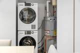 987 Queen Street - Photo 17