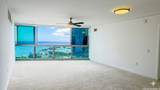1177 Queen Street - Photo 2
