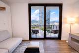 987 Queen Street - Photo 2