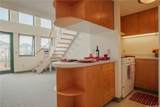 545 Queen Street - Photo 2