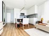 987 Queen Street - Photo 2