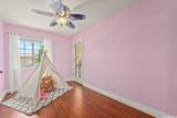 4418 Kilauea Avenue - Photo 20