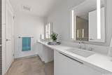 1001 Queen Street - Photo 15