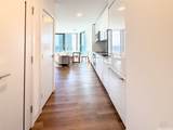987 Queen Street - Photo 3