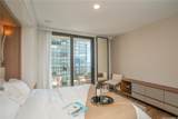 987 Queen Street - Photo 18