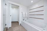 1177 Queen Street - Photo 17