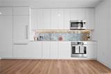 987 Queen Street - Photo 3