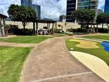 1177 Queen Street - Photo 18