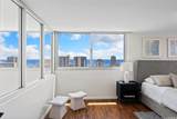 555 University Avenue - Photo 21