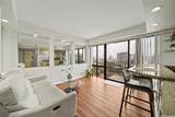 225 Queen Street - Photo 2