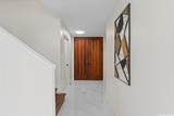 555 University Avenue - Photo 20
