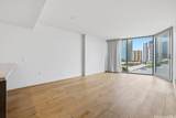 1001 Queen Street - Photo 3