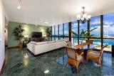 600 Queen Street - Photo 1
