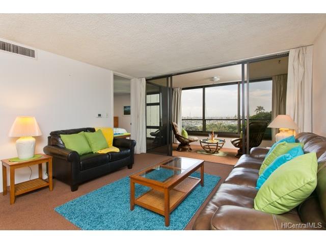 1600 Ala Moana Boulevard - Photo 1