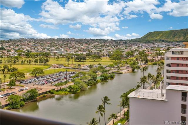320 Liliuokalani Avenue - Photo 1