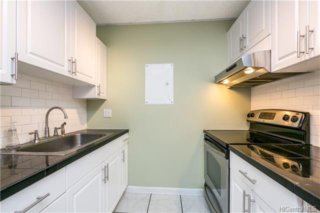775 Kinalau Place - Photo 1