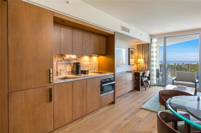 383 Kalaimoku Street - Photo 1