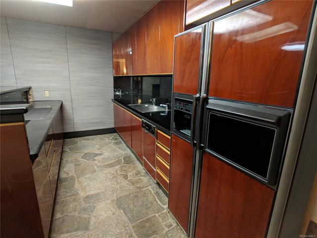 1750 Kalakaua Avenue - Photo 1