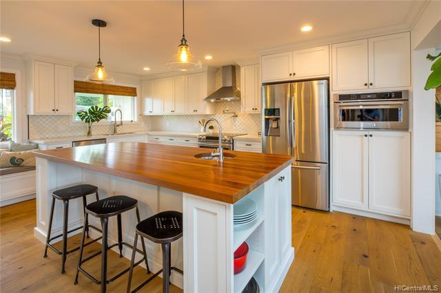 551 Kaha Street - Photo 1