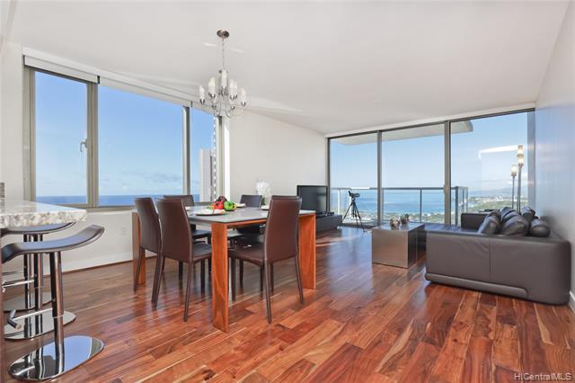 1551 Ala Wai Boulevard - Photo 1