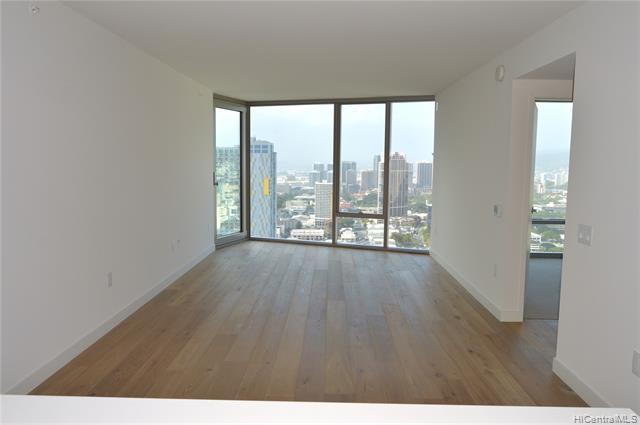1001 Queen Street - Photo 1