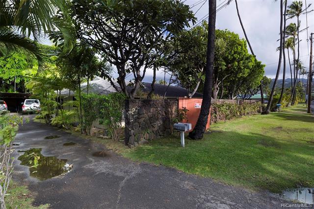4738 Kahala Avenue - Photo 1