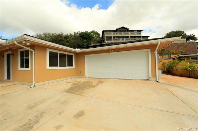 92-302 Hookili Place - Photo 1