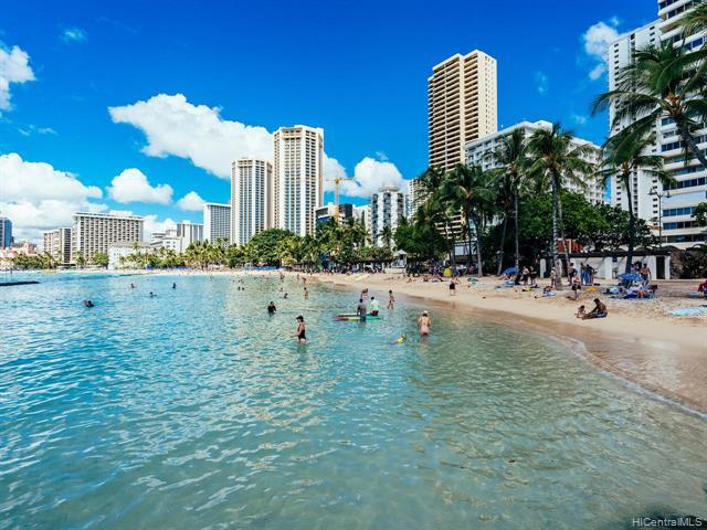 2500 Kalakaua Avenue - Photo 1
