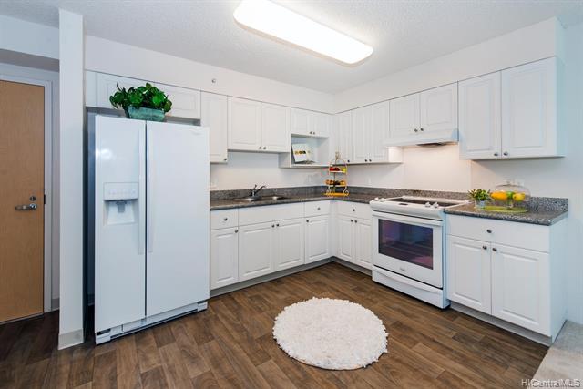 801 South Street - Photo 1