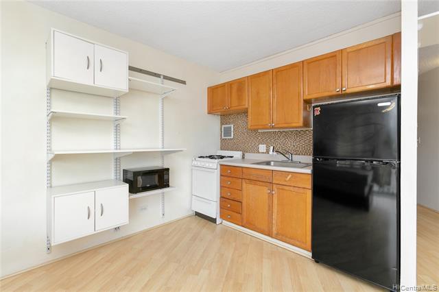 750 Amana Street - Photo 1
